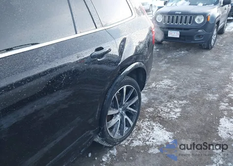 2021 Volvo Xc90 T6 Momentum 7 Passenger z USA, uszkodzony, nr VIN YV4A22PK8M1682706